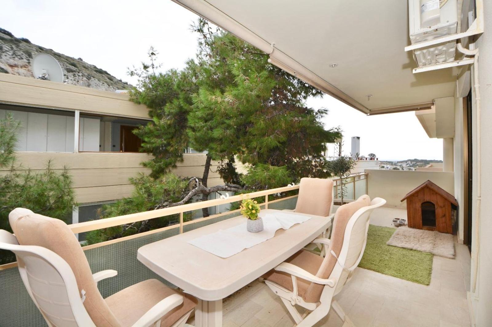 Comfy Condo Vouliagmeni Atene Esterno foto